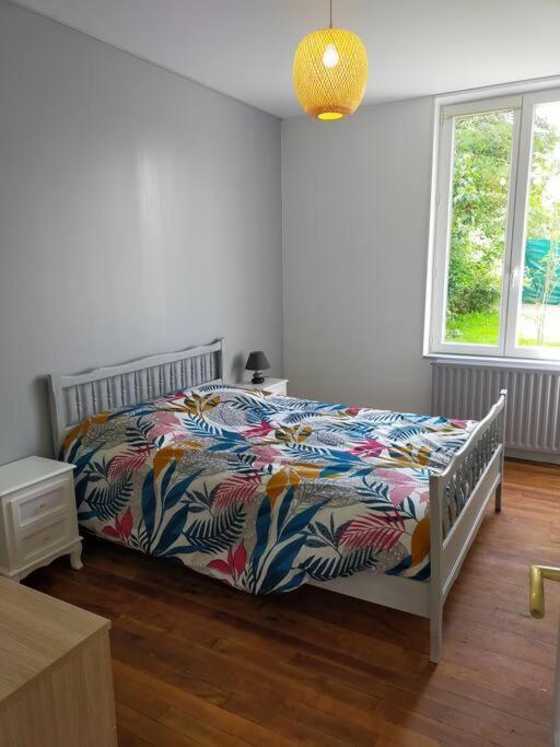 Maison Tout Confort Avec Piscine Saint-Benoit-du-Sault Esterno foto
